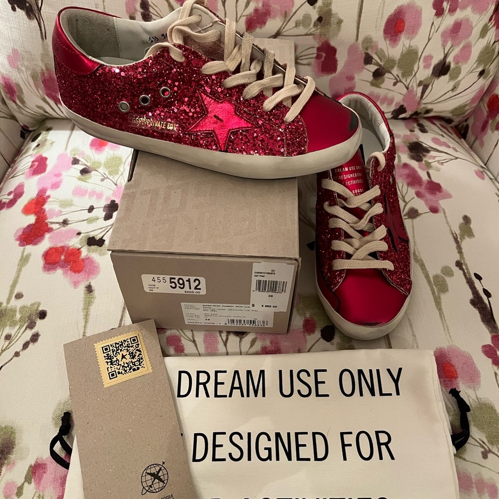 NIB Women’s GOLDEN GOOSE Hot Pink SuperStar Glitter Low-Top Sneakers Size 39, 9B